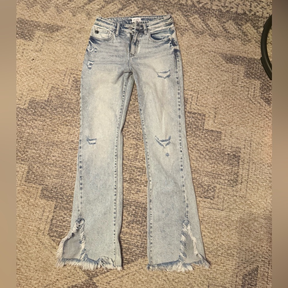 KanCan Flare light wash v hem Jeans Sz 5/26